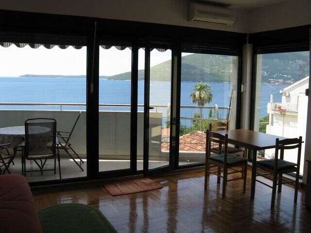 Апартаменты Apartment with amazing view Херцег-Нови-3